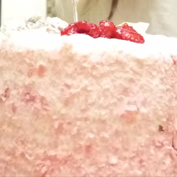 Krem Şantiyle Hayal Kırıklığı: İsim Yapmış Markadan Beklenmeyen Pasta Deneyimi