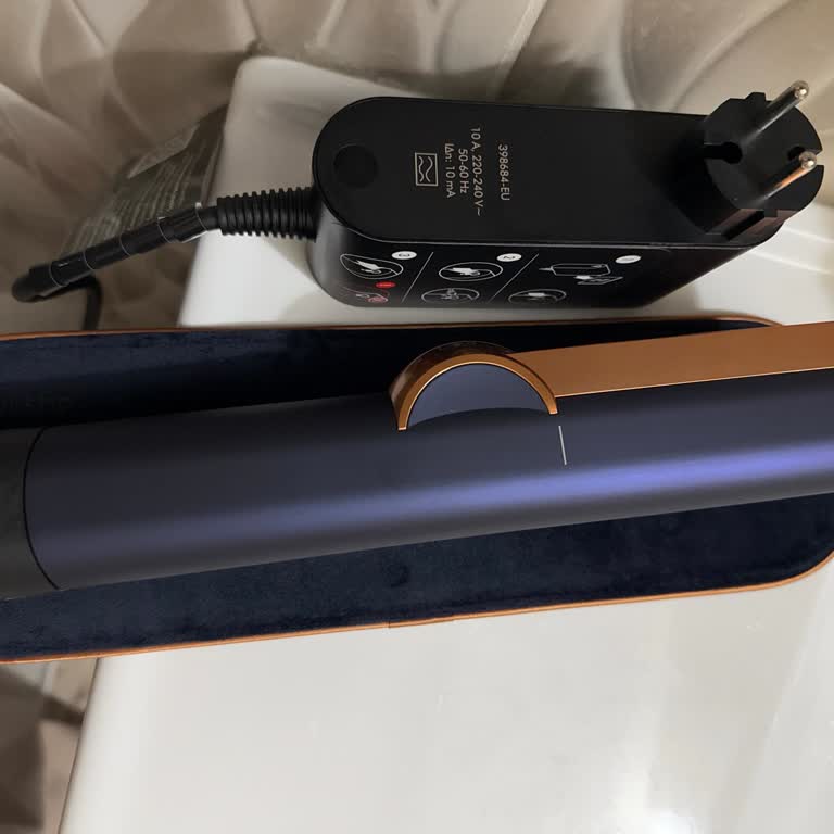 Dyson Airstrait İçin Saklama Kutusu Eksikliği