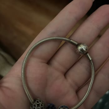 Pandora Temizleyici Mendil Bilekliğimi Mahvetti!