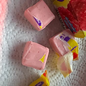 Ülker Yapışkan Ambalaj Sorunu: Ürün Kalitesi Hayal Kırıklığı Yarattı