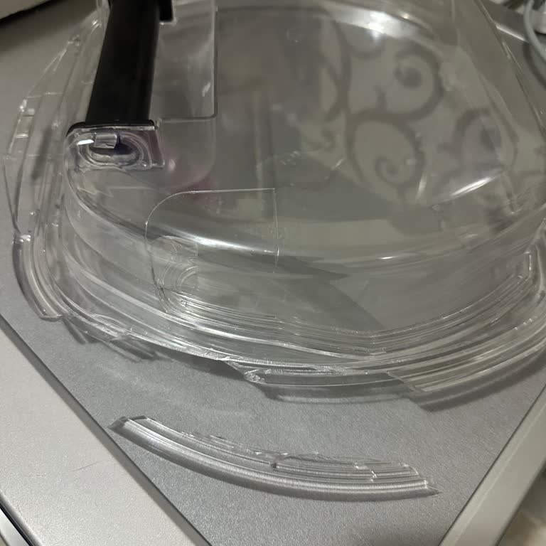 Hoover Kurutma Makinesi Su Haznesi Kırıldı, Garanti Kapsamında Değişim Bekliyorum