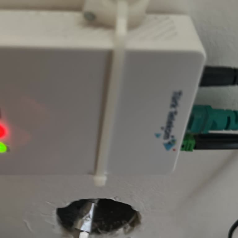 İnternet Kesintisi Ve İletişimsizlik Mağduriyeti
