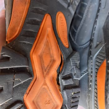 Lumberjack Ayakkabıda Beklenmedik Taban Yarılması