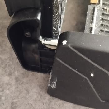 Servisten Gelen Tost Makinesi Hayal Kırıklığı Yarattı