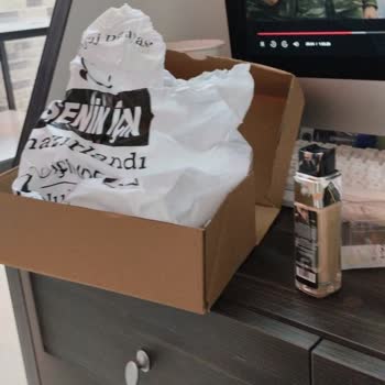 Açılmış Ve Dökülmüş Fondöten Mağduriyeti