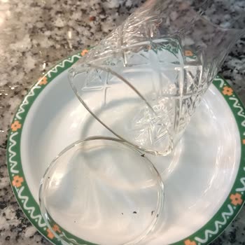 Patlayan Bardak Tehlikesi