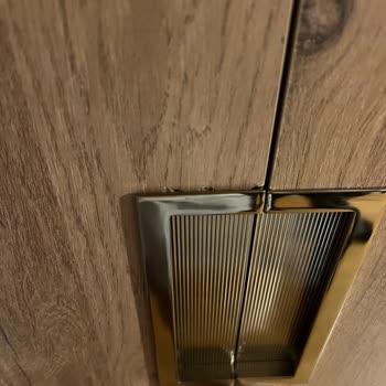 Enza Ankara'dan Aldığımız Dolapların Kusurlu Kapak Sorunu Ve İletişim Problemleri