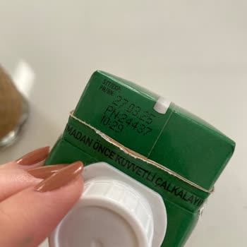 Sek Laktozsuz Latte'de Beklenmedik Parçacıklar Ve Kötü Tat