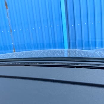 Peugeot 3008'in Ön Konsolunda Şişme Ve Kalkma Sorunu