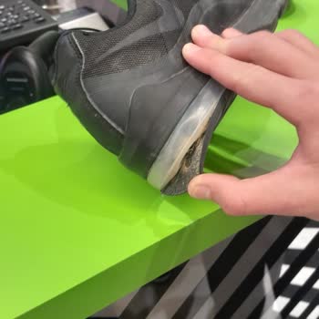 Garanti Sürecinde Hayal Kırıklığı: Nike Ayakkabı Sorunu