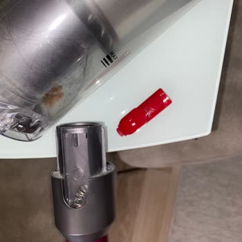 Dyson V10 Süpürge Hortum Sorunu