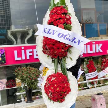 Çelenk Siparişi Ödemesi Sorunu Ve Tehdit İddiaları