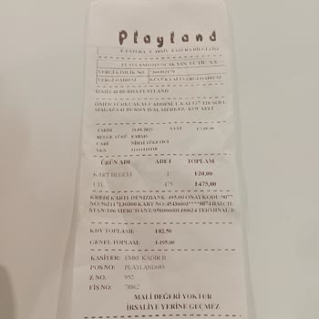 Playland Oyun Salonunda Yüksek Ücret Ve Asık Suratlı Personel