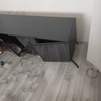 Teslim Edilmeyen Ve Kırılan Mobilyalar