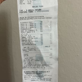 A101 Market Kasiyerinin Saygısız Davranışı