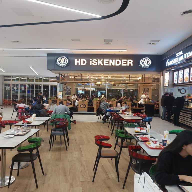Boş Masaya Dolu Denildi, Hayal Kırıklığı Yaşadık