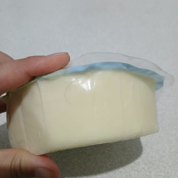 Peynir Paketinde Şok Edici Kıl Sorunu