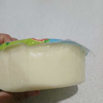 Peynir Paketinde Şok Edici Kıl Sorunu