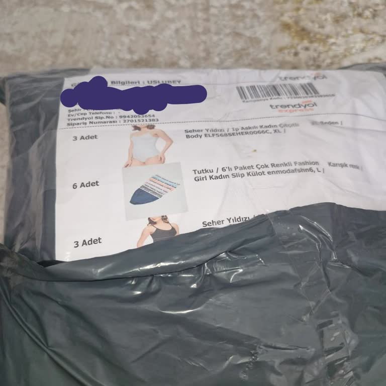 Mahremiyeti İhlal Eden Kargo Paketi Şoku