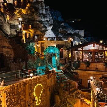 Soğuk Havuz Ve İlgisiz Personel