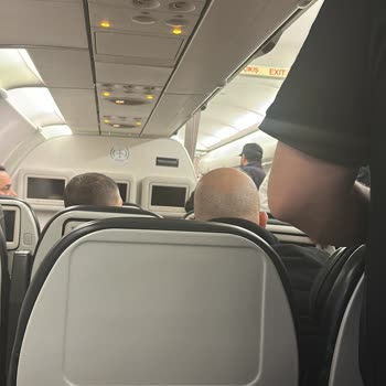 Zorunlu İniş Ve Valiz Hasarıyla Gelen Mağduriyet