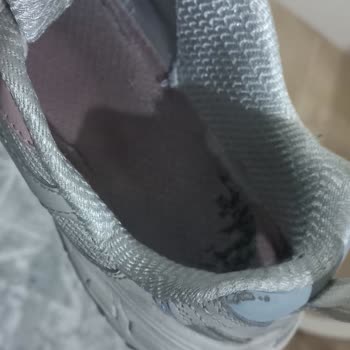 Skechers Ayakkabıda Beklenmedik Deformasyon Sorunu