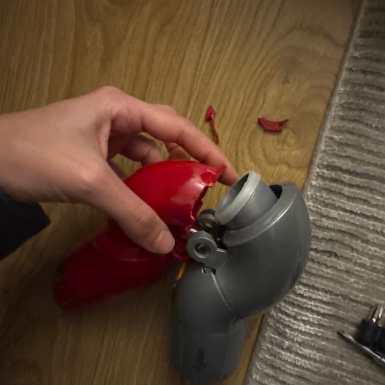 Dyson Süpürge Aparatında Kalite Hayal Kırıklığı