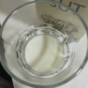 Bozuk Sütler: Çocuklarımızın Sağlığı Tehlikede!