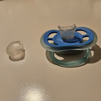 Philips Avent Emziği Güvenlik Sorunu: Parçalanma Riski