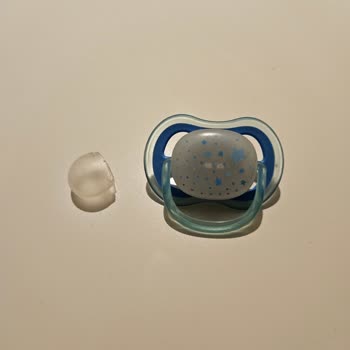 Philips Avent Emziği Güvenlik Sorunu: Parçalanma Riski