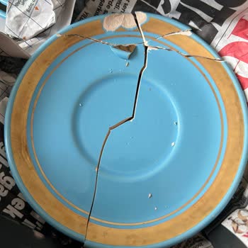 Dolap Uygulamasında Haksız İade Ve Kırık Fincan Takımı Sorunu