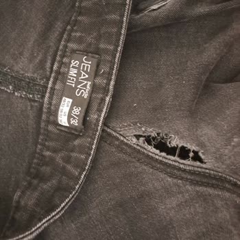 DeFacto'dan Aldığım Pantolonun Kalitesizliği Şaşırtıcı