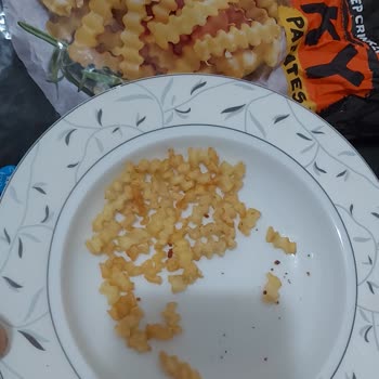 Feast Dondurulmuş Patates: Görselle Alakasız Ve Hayal Kırıklığı