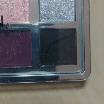 Kırık Far Paleti Ve Yetersiz Müşteri Hizmeti