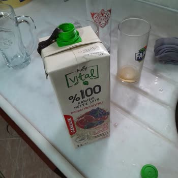 BİM'den Alınan Meyve Suyunda Şok Edici Madde