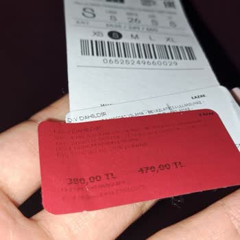 Stradivarius Mağazasında Fiyat Yanıltması Ve İlgisizlik