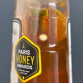 Anavarza Balda Gizemli Beyaz Topçuklar