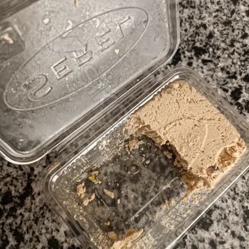 BİM Marketten Alınan Helvada Vida Şoku