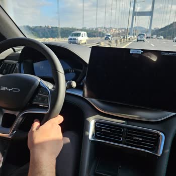 BYD Seal U DM-I Aracımda Ekran Sorunu Ve Servis Gecikmesi