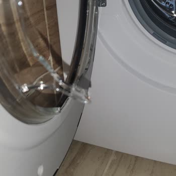 Vestel Çamaşır Makinesi Camı Patladı