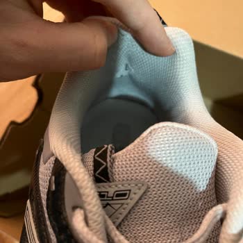 Ayakkabıda Kısa Sürede Taban Açılması Ve Yetersiz Müşteri Hizmeti