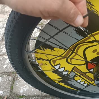Hatalı Bisiklet Ve İlgisiz Satıcı