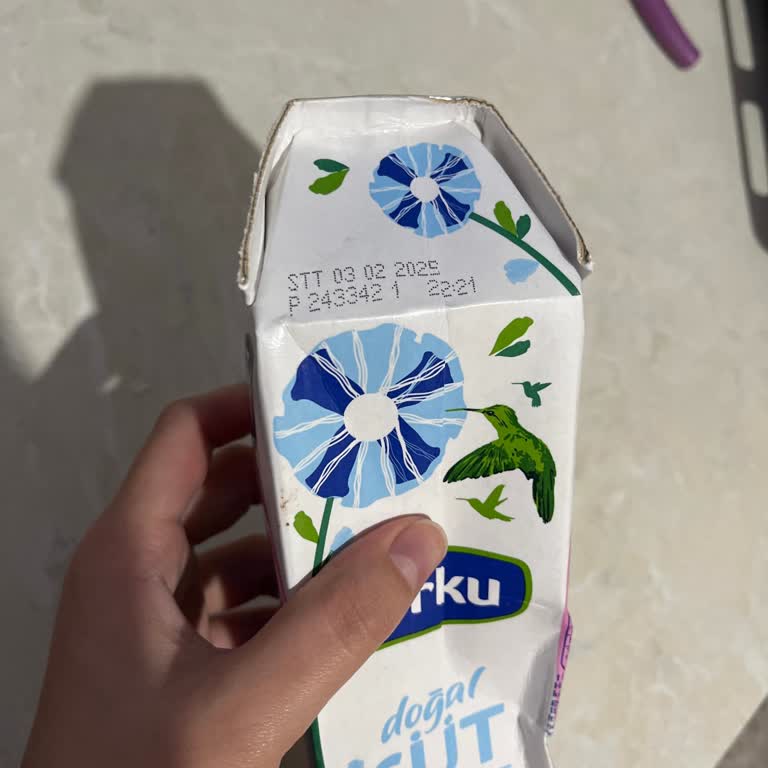 Taze Tarihli Torku Süt Mağduriyeti: Bozuk Ürün Ve Ziyan Olan Hamur