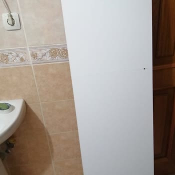 Kırık Dolap Kapağı Ve İlgisiz Müşteri Hizmetleri