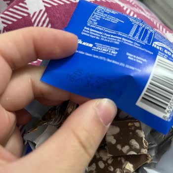 Küflü Çikolata Şoku: Ülker'den Sağlık Riski