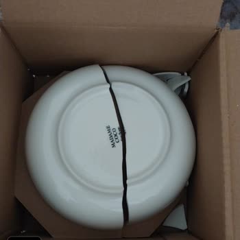 Kırık Yemek Takımı Ve Ekstra Kargo Ücreti Mağduriyeti