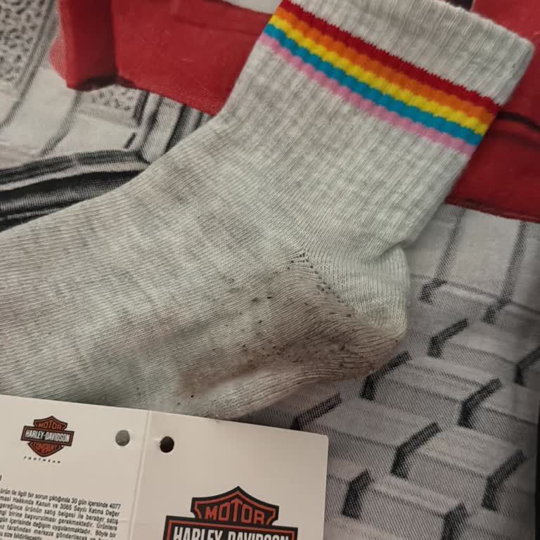 Gusse Renk Değiştiren Botlar Ve İade Sorunu