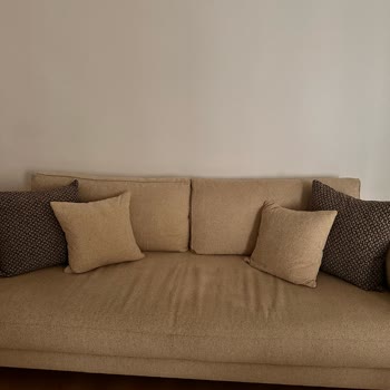 Yeni Alınan Koltuk Takımının Kumaşı Hızla Yıprandı Ve Servis Çözüm Sunmadı