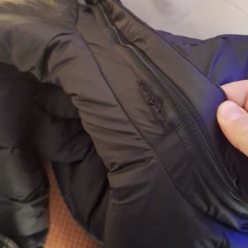 Calvin Klein Mağazasında Mont Değişim Sorunu