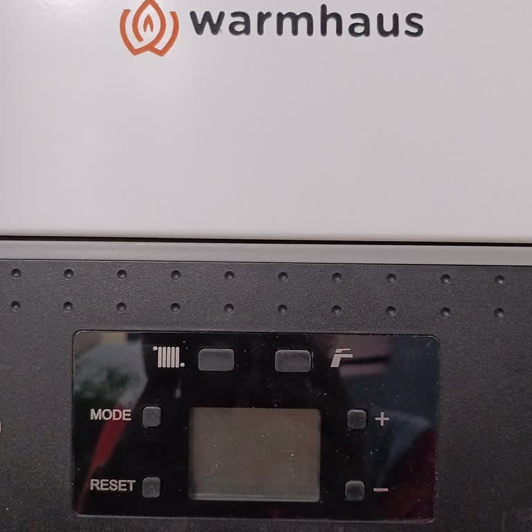 Kış Soğuğunda Servis Bekleyişi